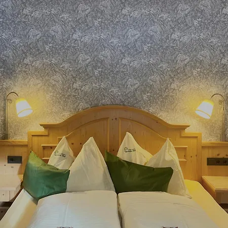 Hotel Heutaler Hof - Im Naturidyll 3*