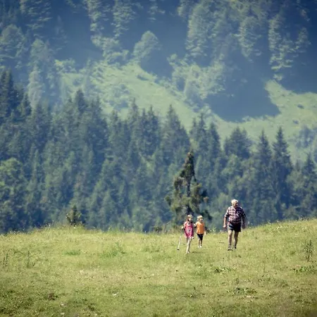 Heutaler Hof - Im Naturidyll ウンケン