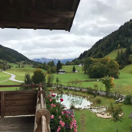 Heutaler Hof - Im Naturidyll ホテル 3*